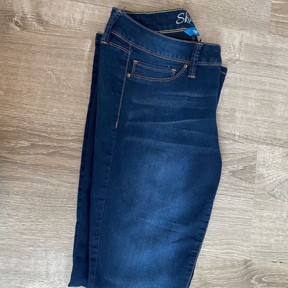 Dark blue jeans